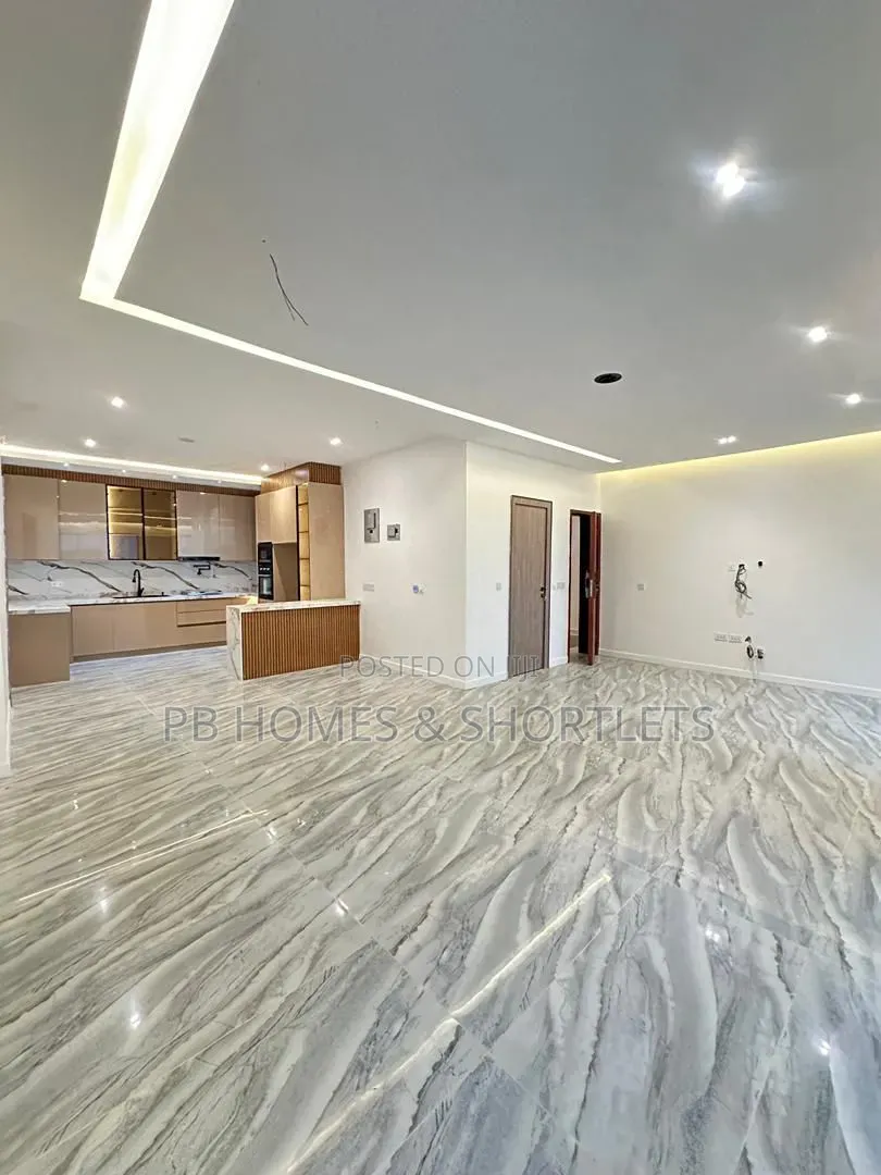 2bdrm Apartment in Osapa london for sale in Osapa london