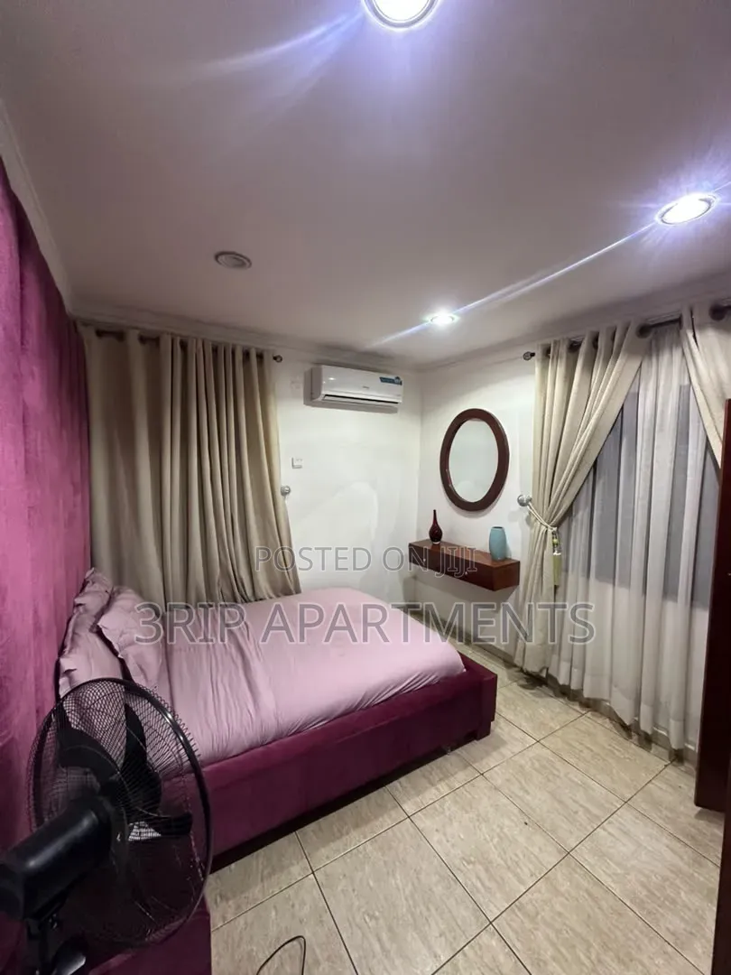 2 Bedroom Apartment Wuse 2 in Zone 2 / Wuse
