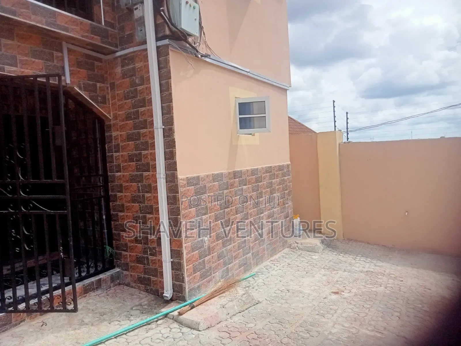 2bdrm Apartment in Arobieye, Ado-Odo/Ota for rent in Ado-Odo/Ota
