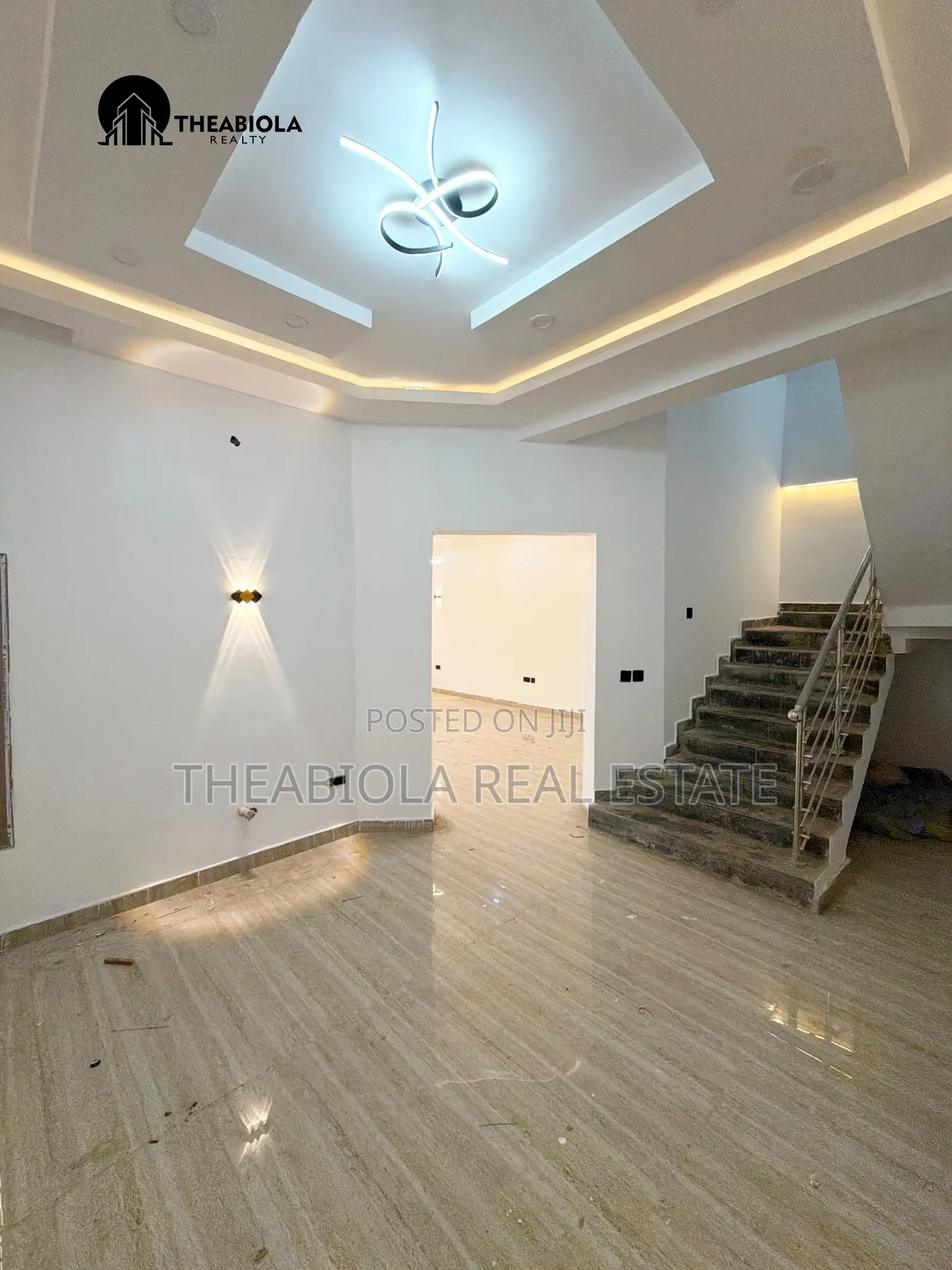 4bdrm Townhouse/Terrace in Lifecamp, Abuja for sale in Life Camp