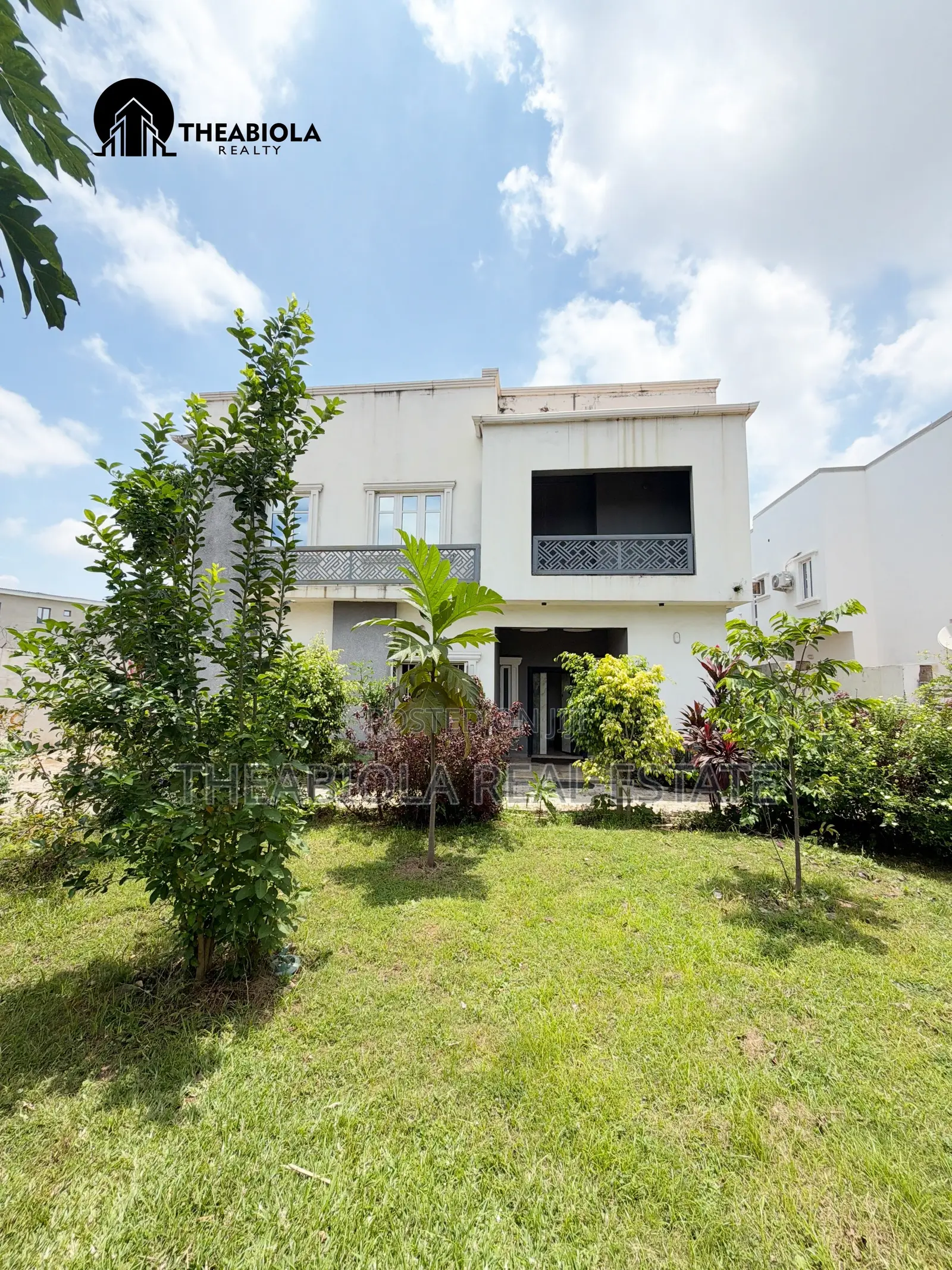 Furnished 4bdrm Duplex in Lifecamp, Abuja for sale in Life Camp