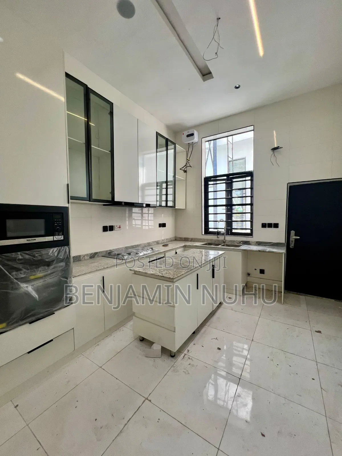 4bdrm Duplex in In Secure Estate, Olokonla for sale in Olokonla