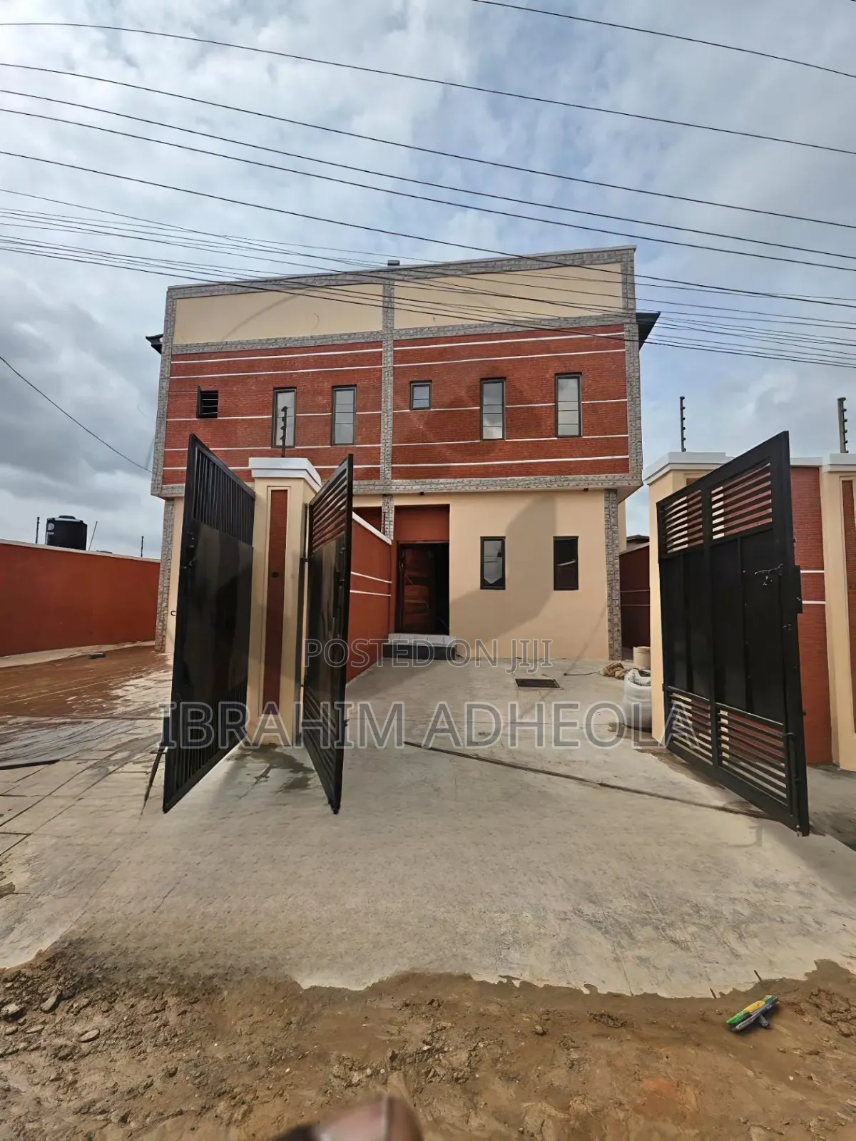 4bdrm Duplex in Olowora, Magodo Isheri for sale in Magodo Isheri