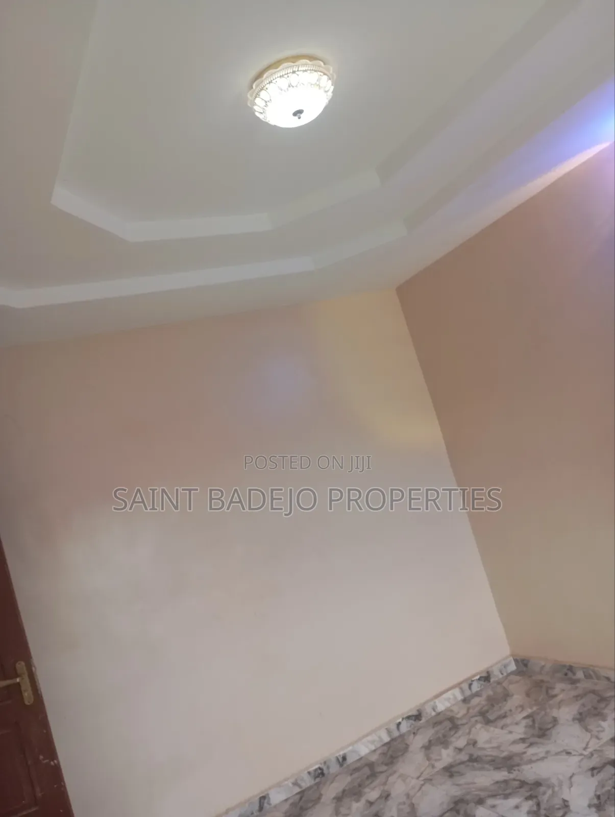 1bdrm Block of Flats in Tiamiyu Raji Igangbe, Gberigbe for rent in Gberigbe