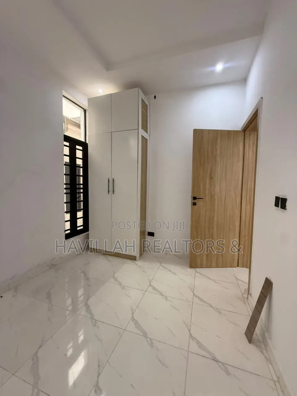 4bdrm Duplex in Sangotedo for sale in Sangotedo