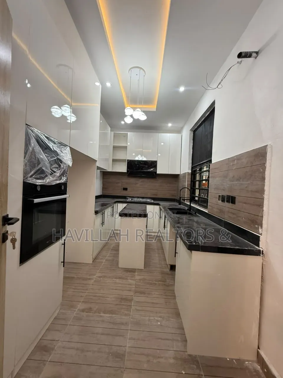 4bdrm Duplex in Sangotedo for sale in Sangotedo