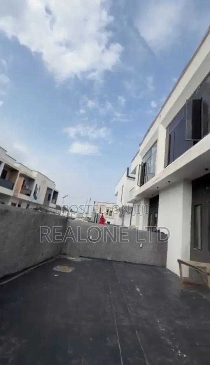 1bdrm Duplex in Ikota for rent in Ikota