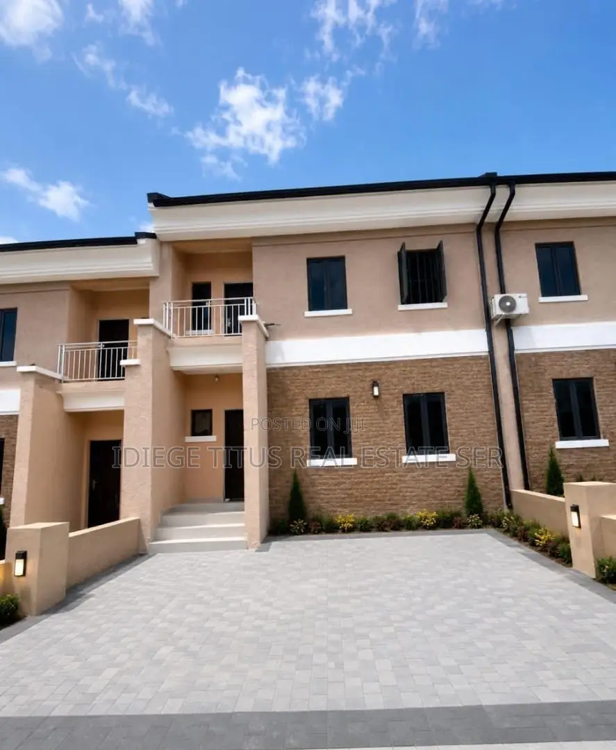 4bdrm Duplex in By Cedacrest, Apo Resettlement for rent in Apo Resettlement