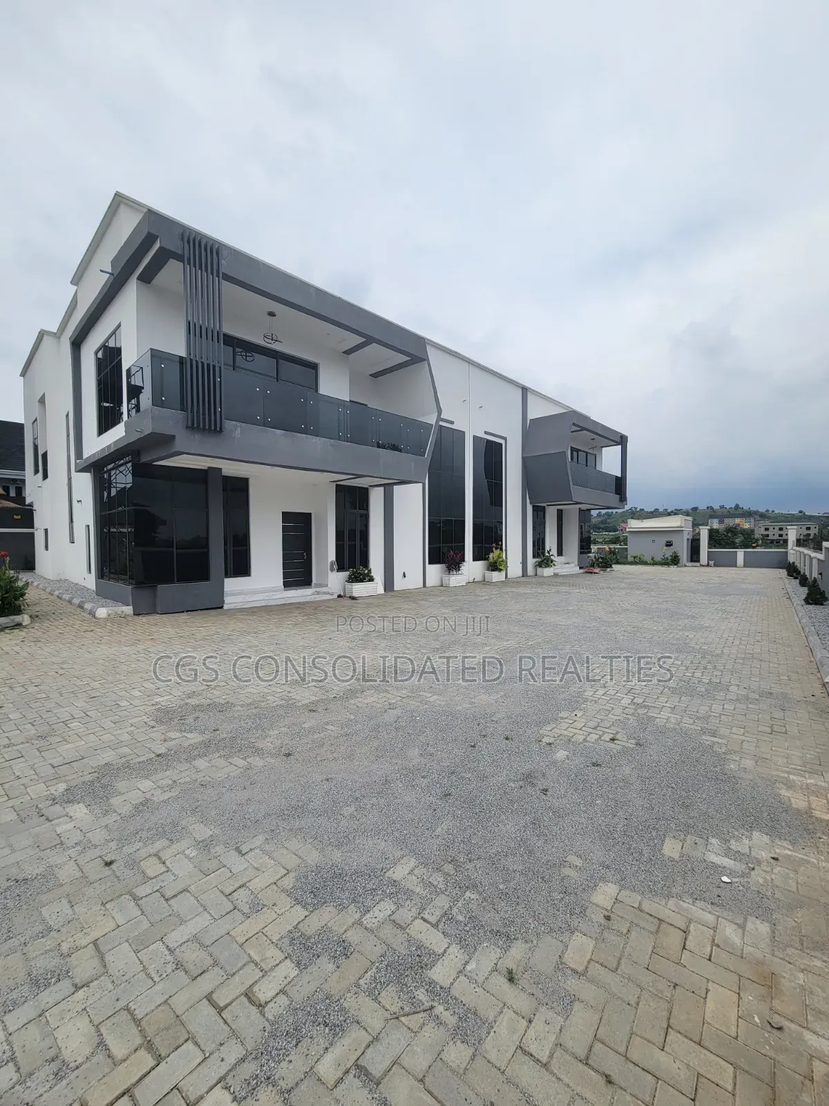 4bdrm Duplex in Idu for rent in Idu