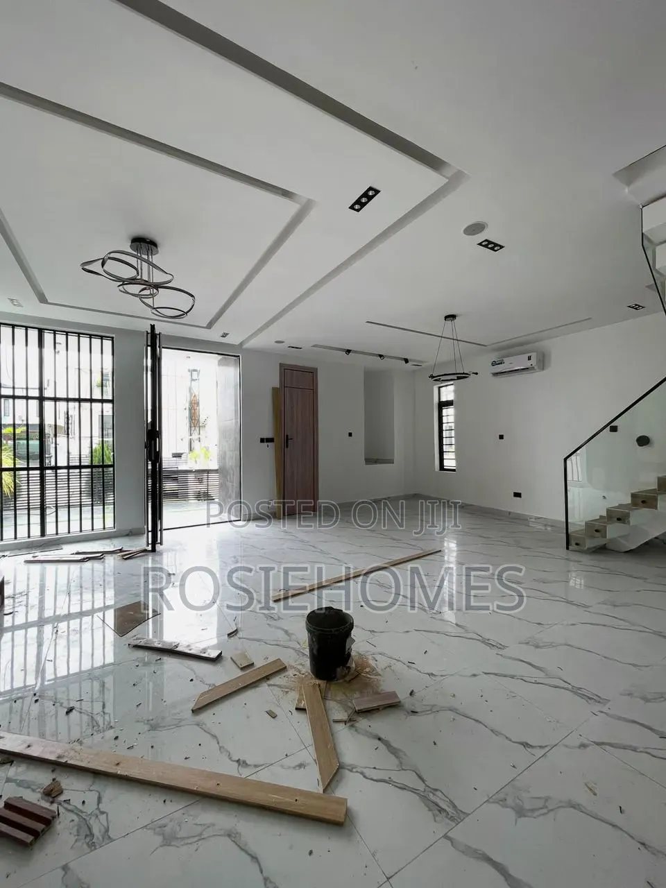 5bdrm Duplex in Chevron, Lekki Phase 1 for rent in Lekki Phase 1