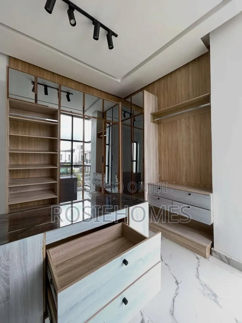 5bdrm Duplex in Chevron, Lekki Phase 1 for rent in Lekki Phase 1
