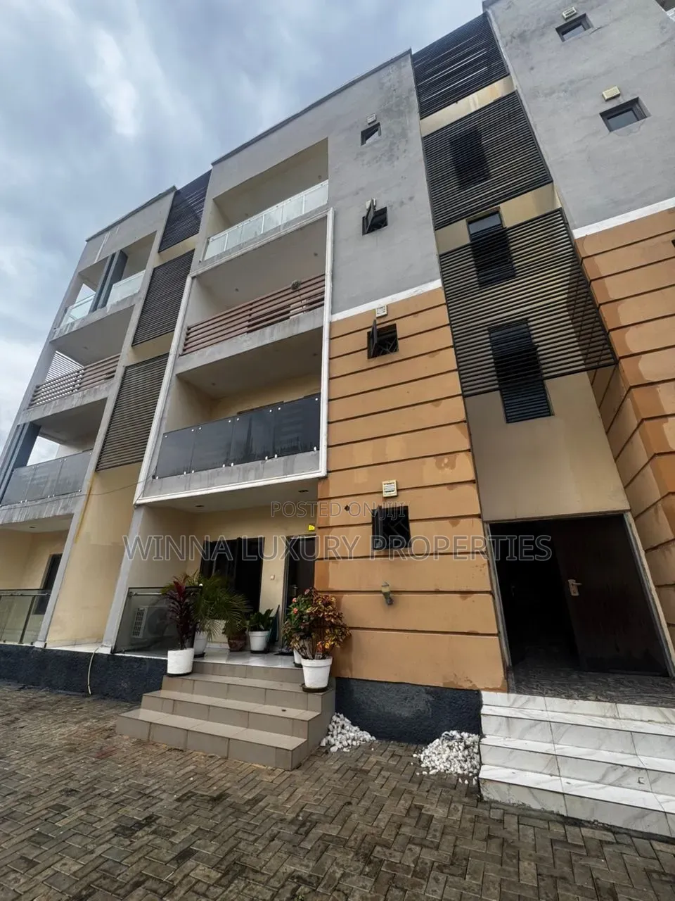 4bdrm Apartment in Garki Main for rent in Garki