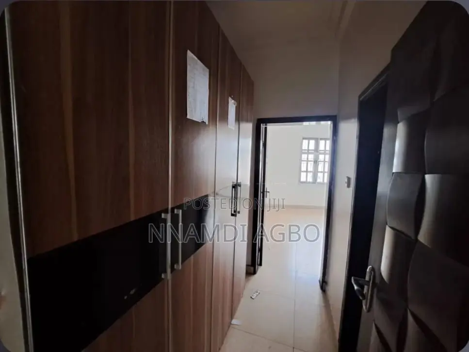 3bdrm Apartment in Lekki Phase 1 for rent in Lekki Phase 1