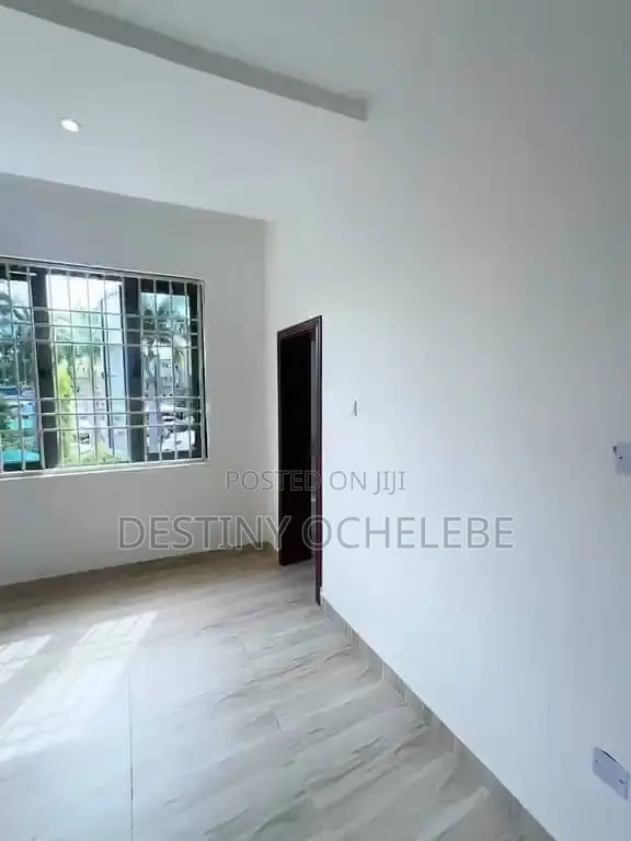 4bdrm Duplex in Garki for sale in Garki