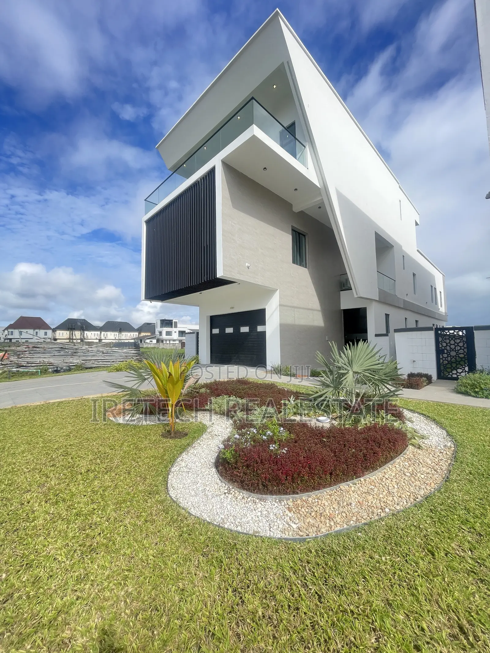 5bdrm Duplex in Vgc Environments, Ikota for sale in Ikota