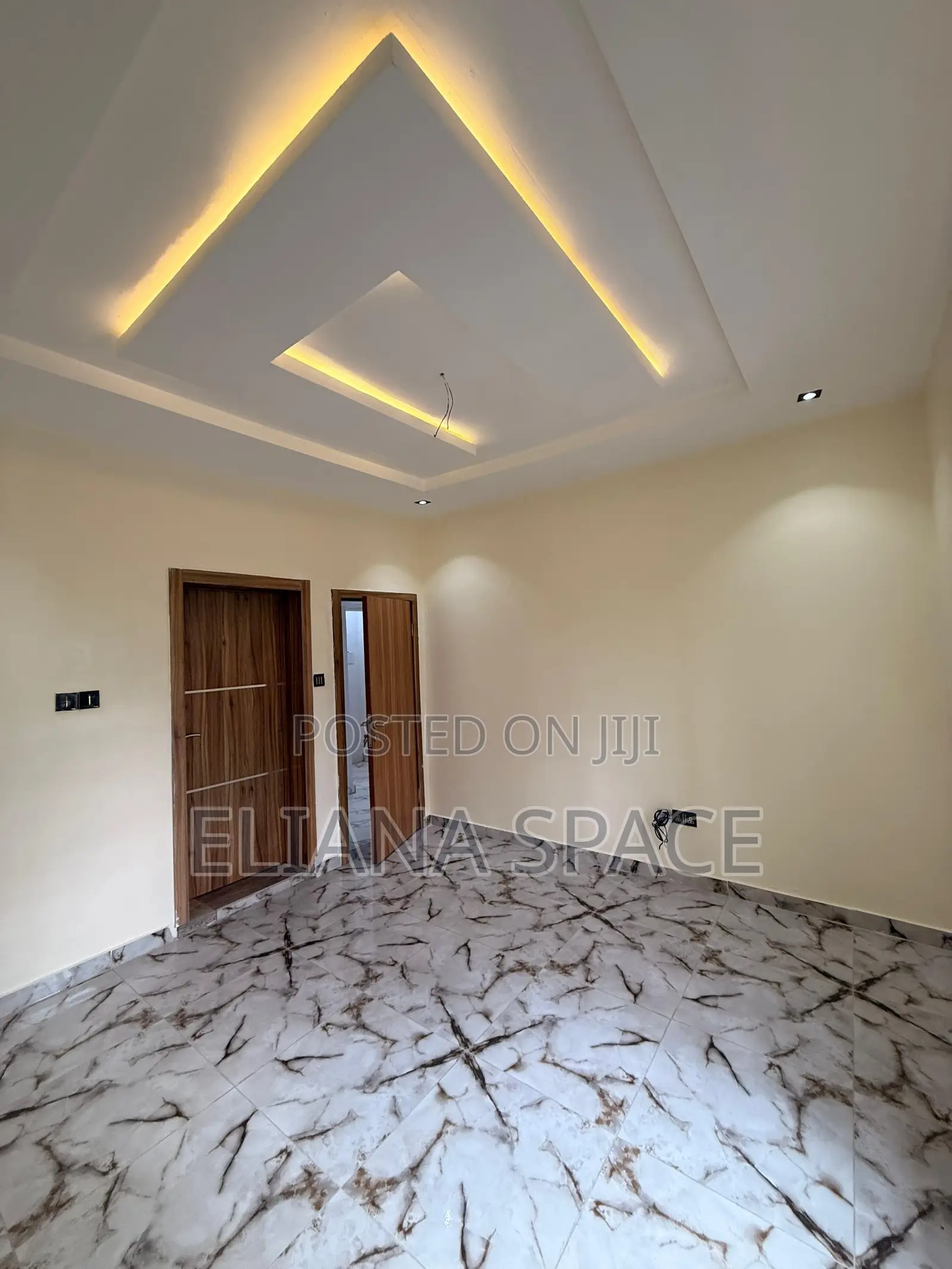 5bdrm Duplex in Ogba for sale in Ogba