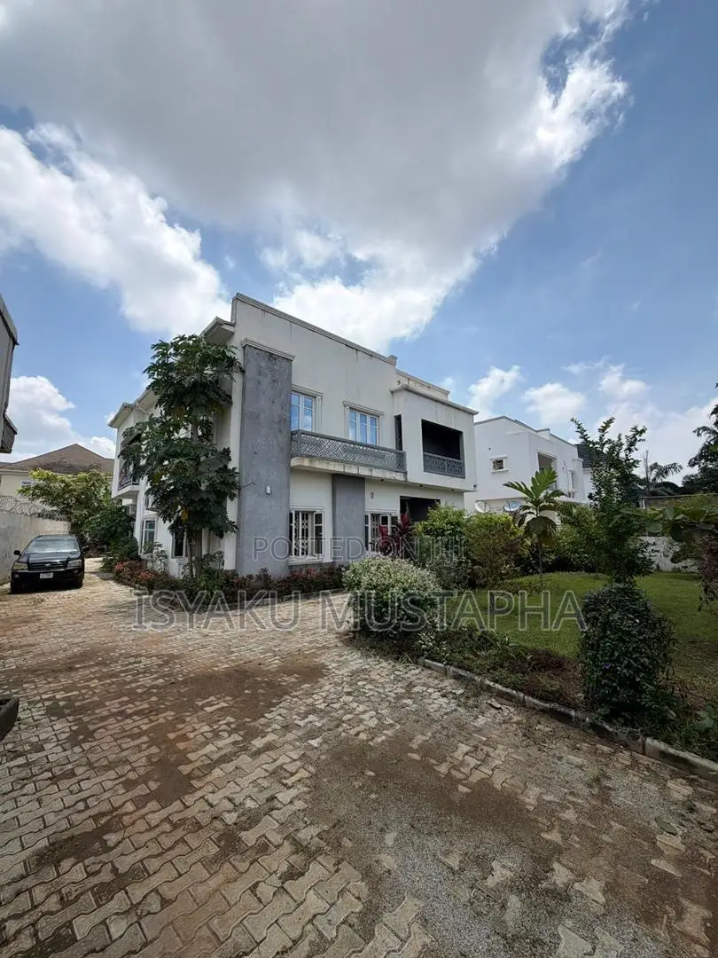 4bdrm Duplex in Life Camp for sale in Life Camp