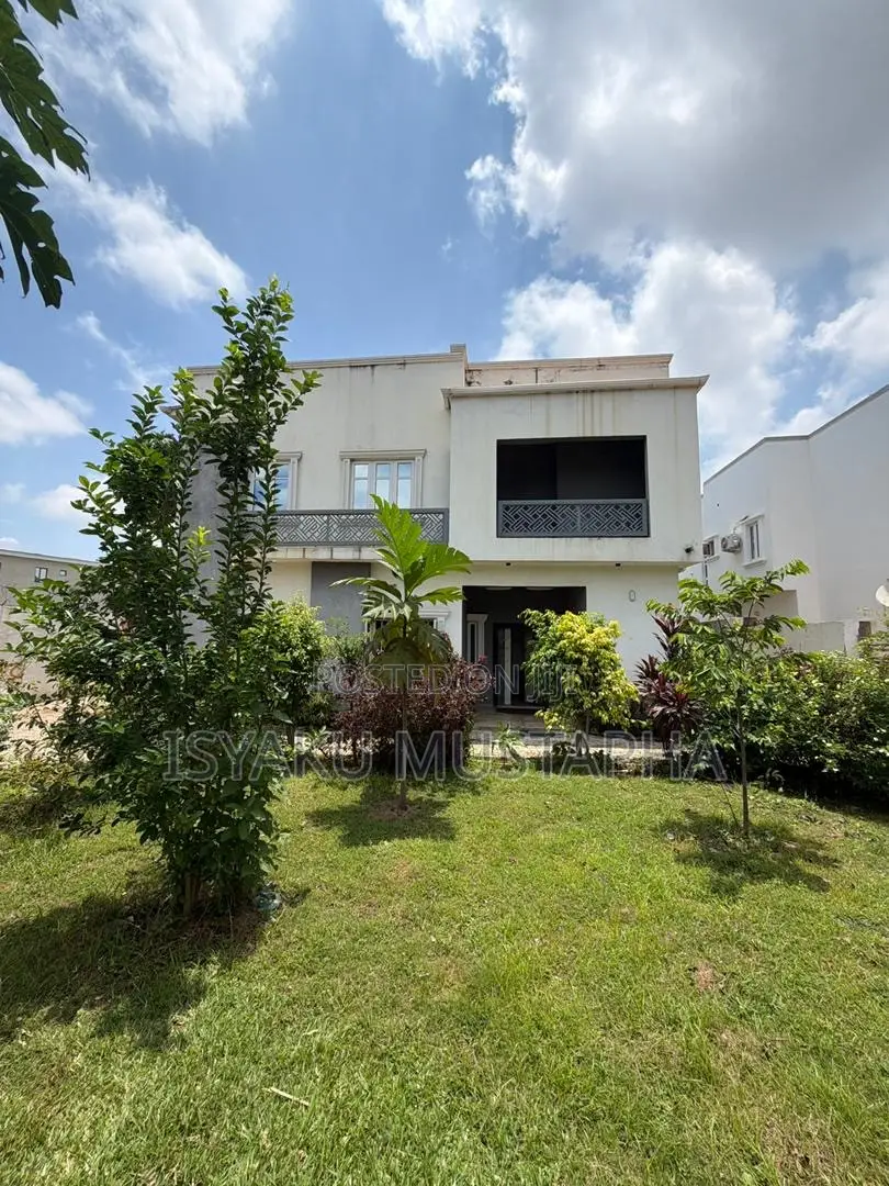 4bdrm Duplex in Life Camp for sale in Life Camp