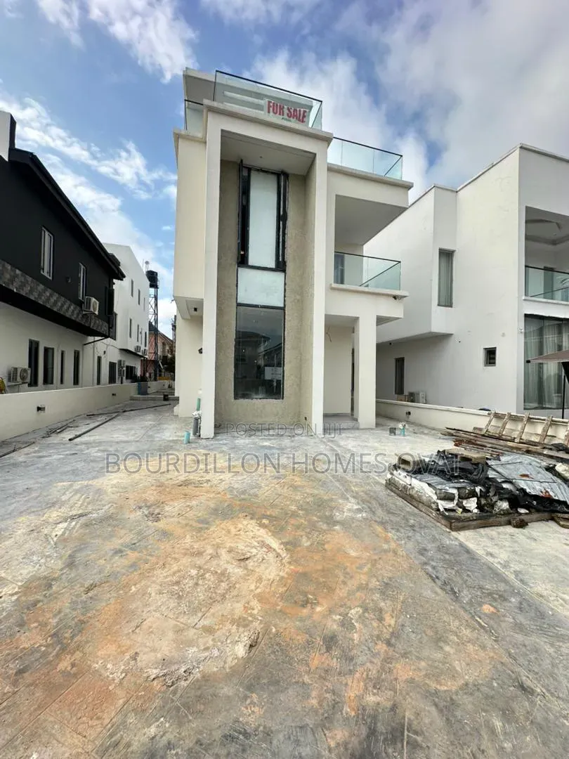 4bdrm Duplex in Osapa London Lekki for sale in Osapa london