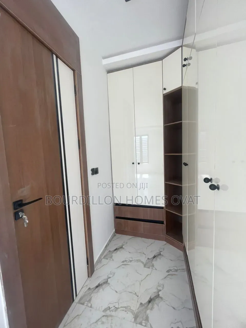 2bdrm Apartment in Orchid Lekki Lagos for sale in Lekki Expressway