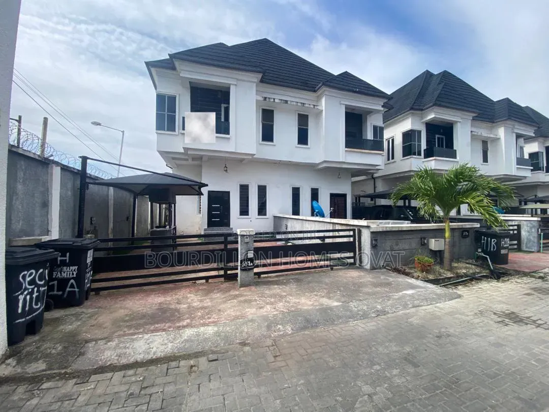 2bdrm Duplex in Chevron Lekki Lagos for sale in Chevron