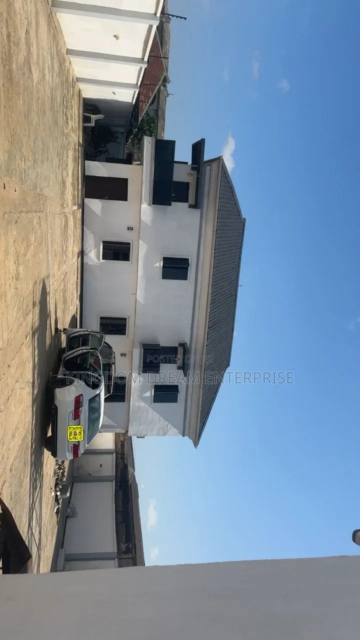 6bdrm Duplex in Ijegun Ikotun Lagos for sale in Ijegun