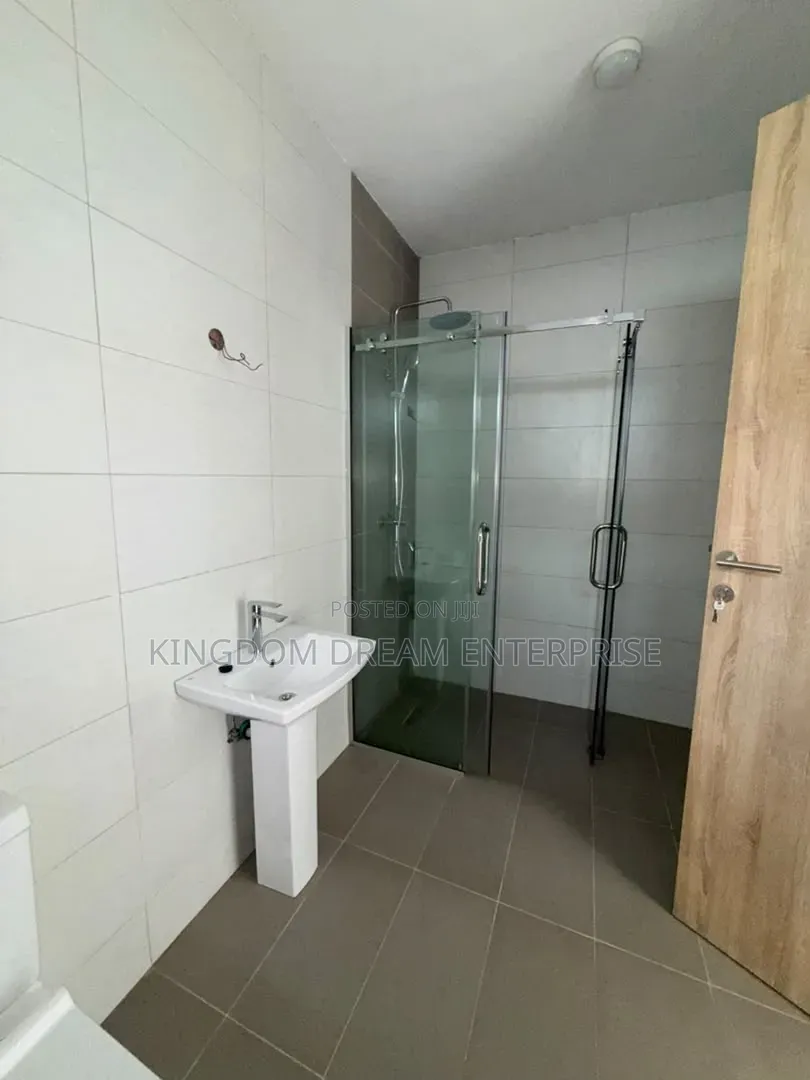 6bdrm Duplex in Ijegun Ikotun Lagos for sale in Ijegun