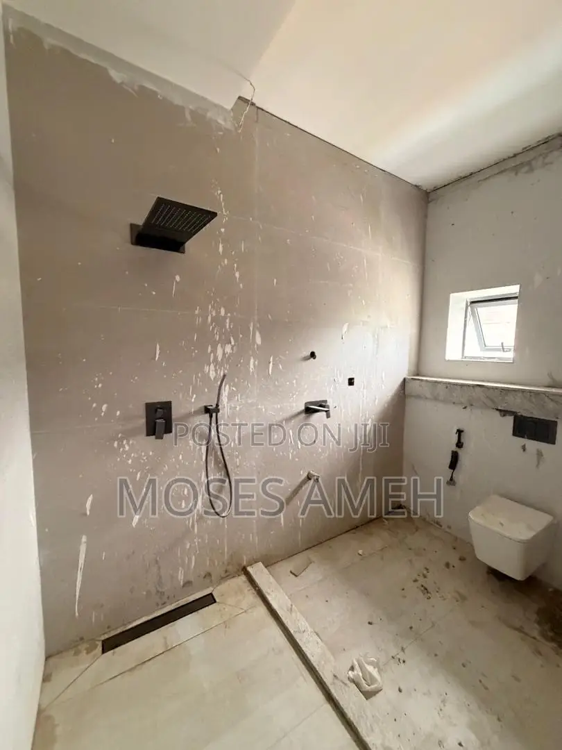 5bdrm Duplex in Mabushi for sale in Mabushi