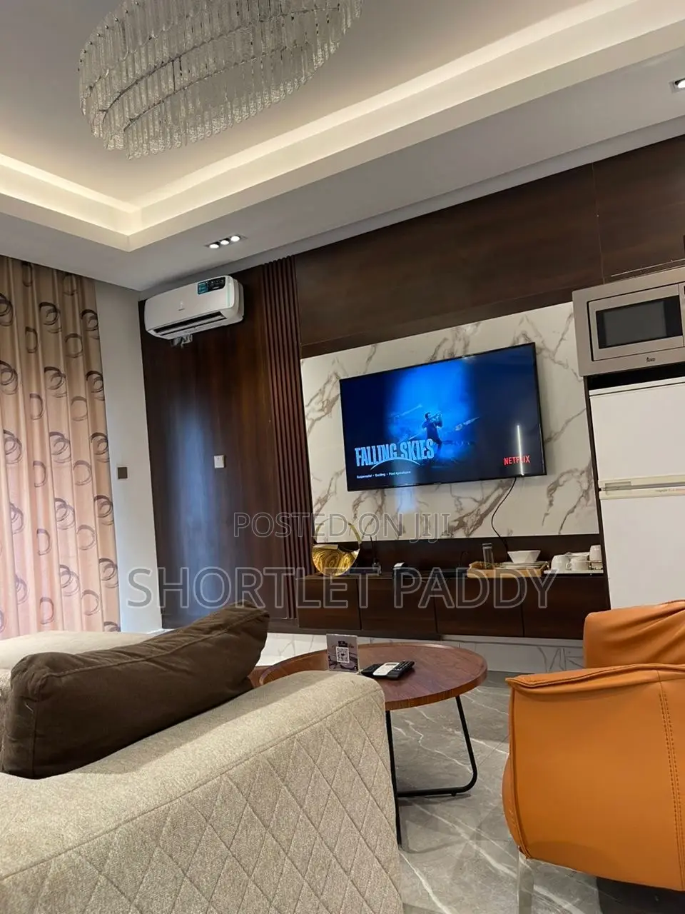 2-3 Bedrooms Shortlet Apartment, Ikoyi. in Ikoyi