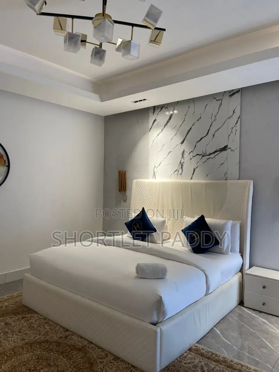 2-3 Bedrooms Shortlet Apartment, Ikoyi. in Ikoyi