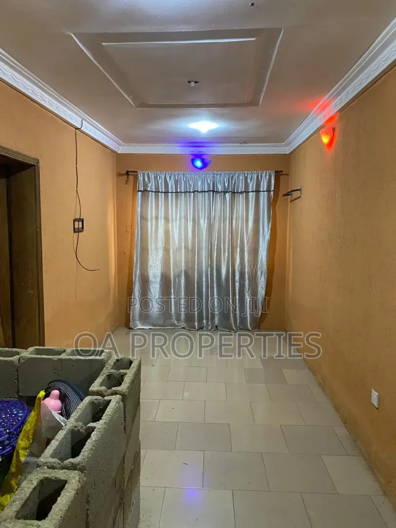 3bdrm Bungalow in Behind Finrel for sale in Akobo