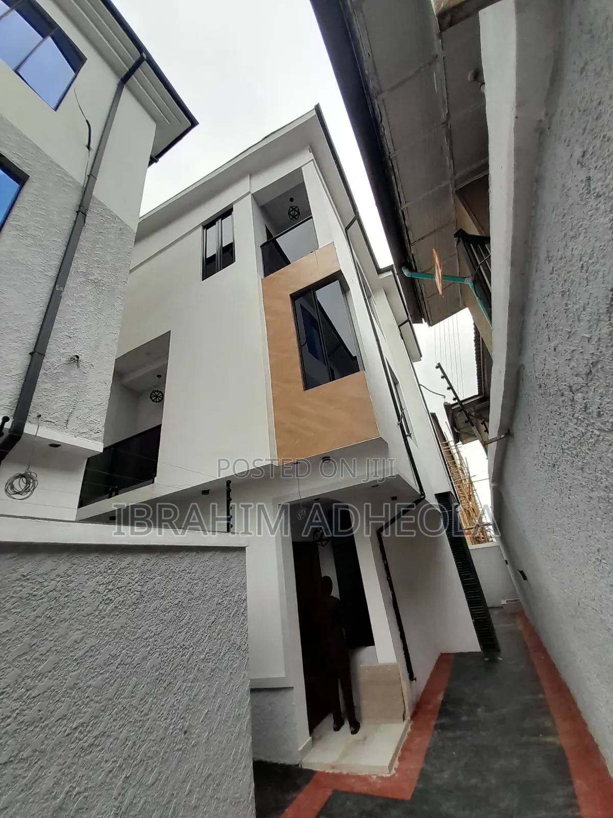 4bdrm Duplex in Magodo Phas1, GRA Phase 1 for sale in GRA Phase 1