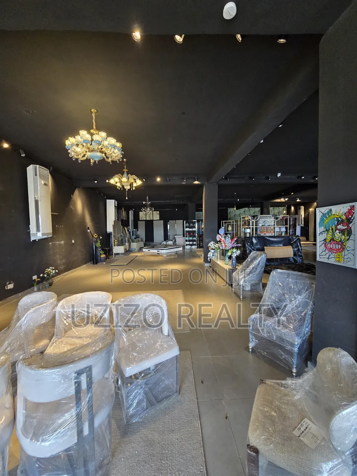 3 Floors Office Space in Ajiwe