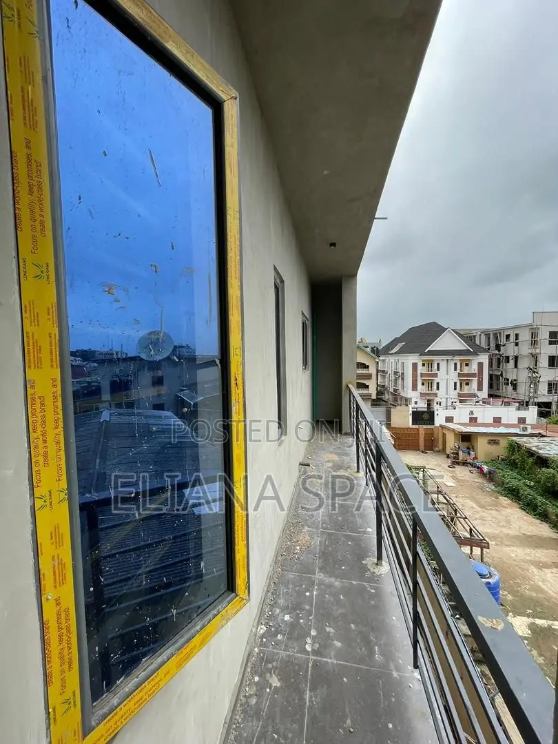 3bdrm Apartment in Allen Avenue, Ikeja for sale in Ikeja