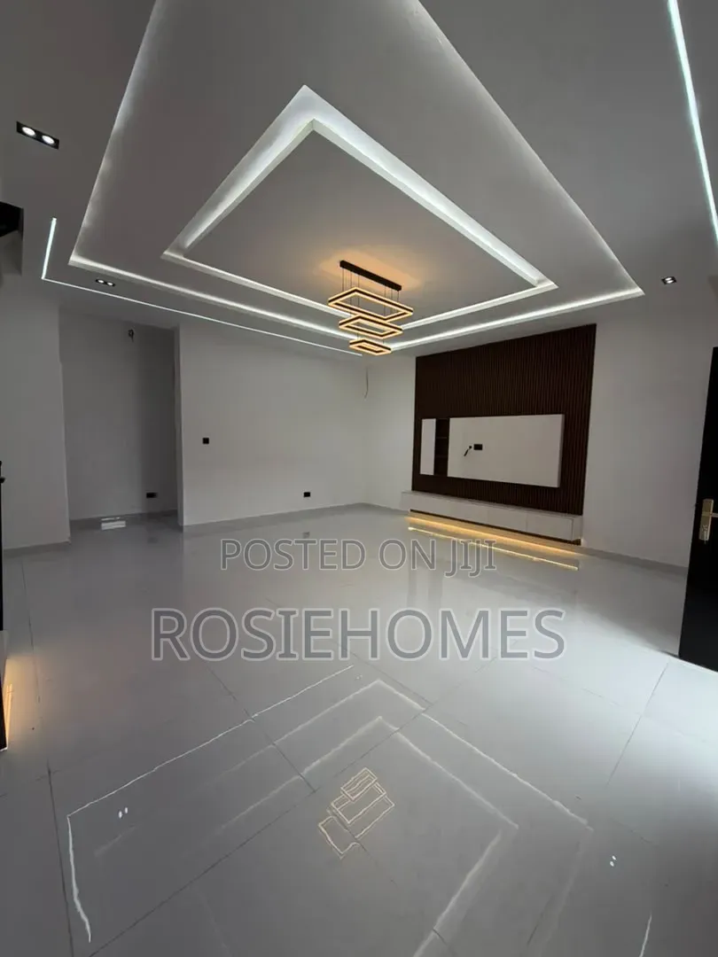 4bdrm Duplex in Sangotedo for rent in Sangotedo