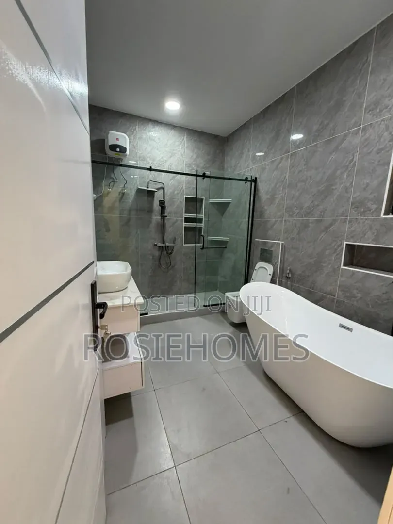 4bdrm Duplex in Sangotedo for rent in Sangotedo