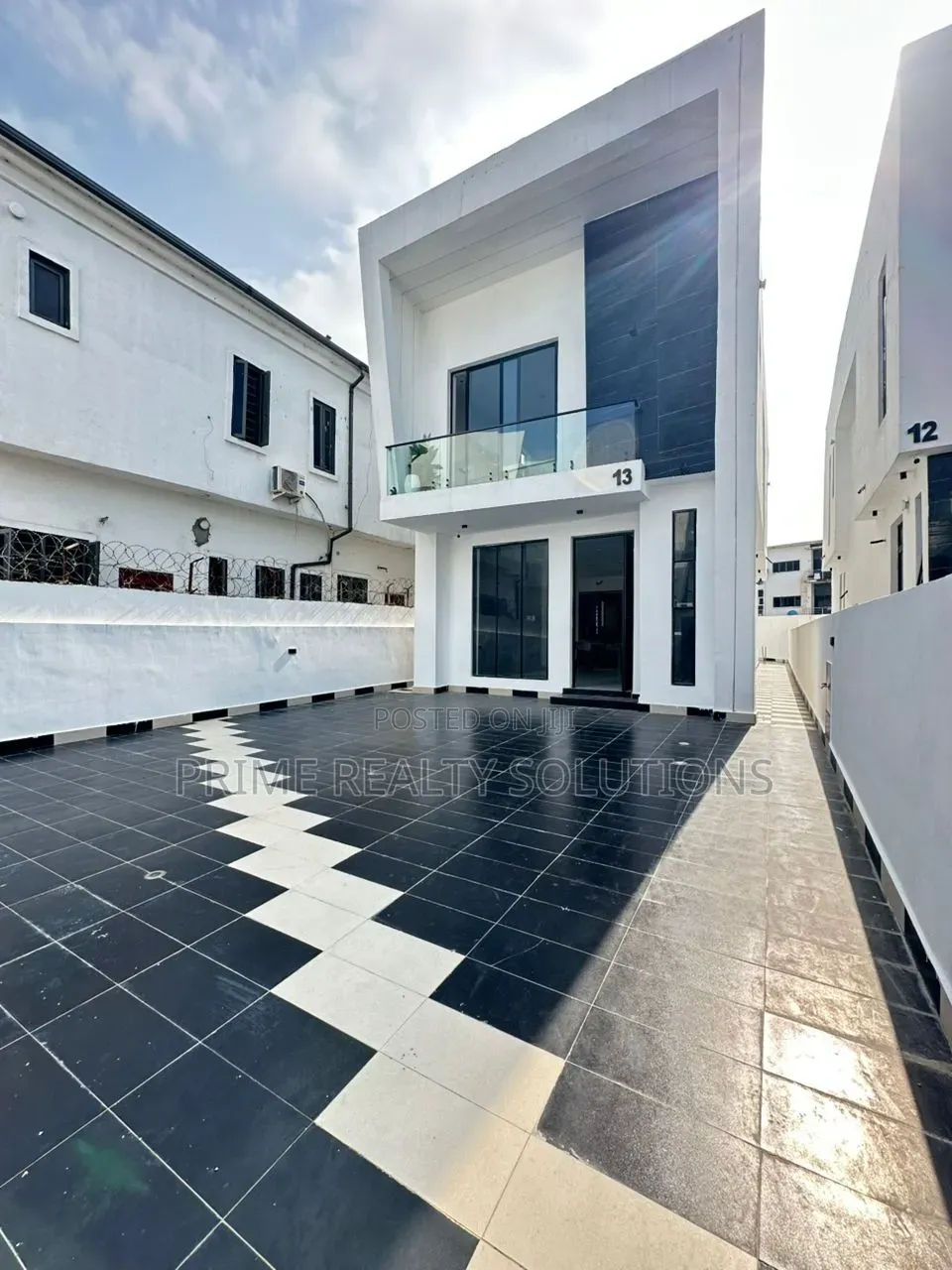 Furnished 5bdrm Duplex in Lekki Phase 1 for sale in Lekki Phase 1