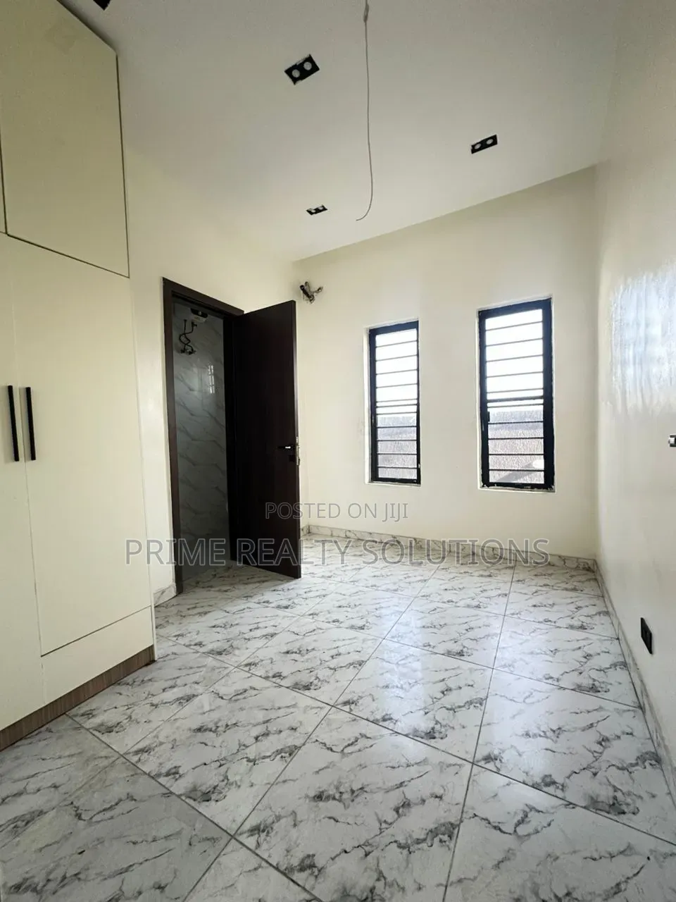 Furnished 4bdrm Duplex in Lekki Phase 1 for sale in Lekki Phase 1