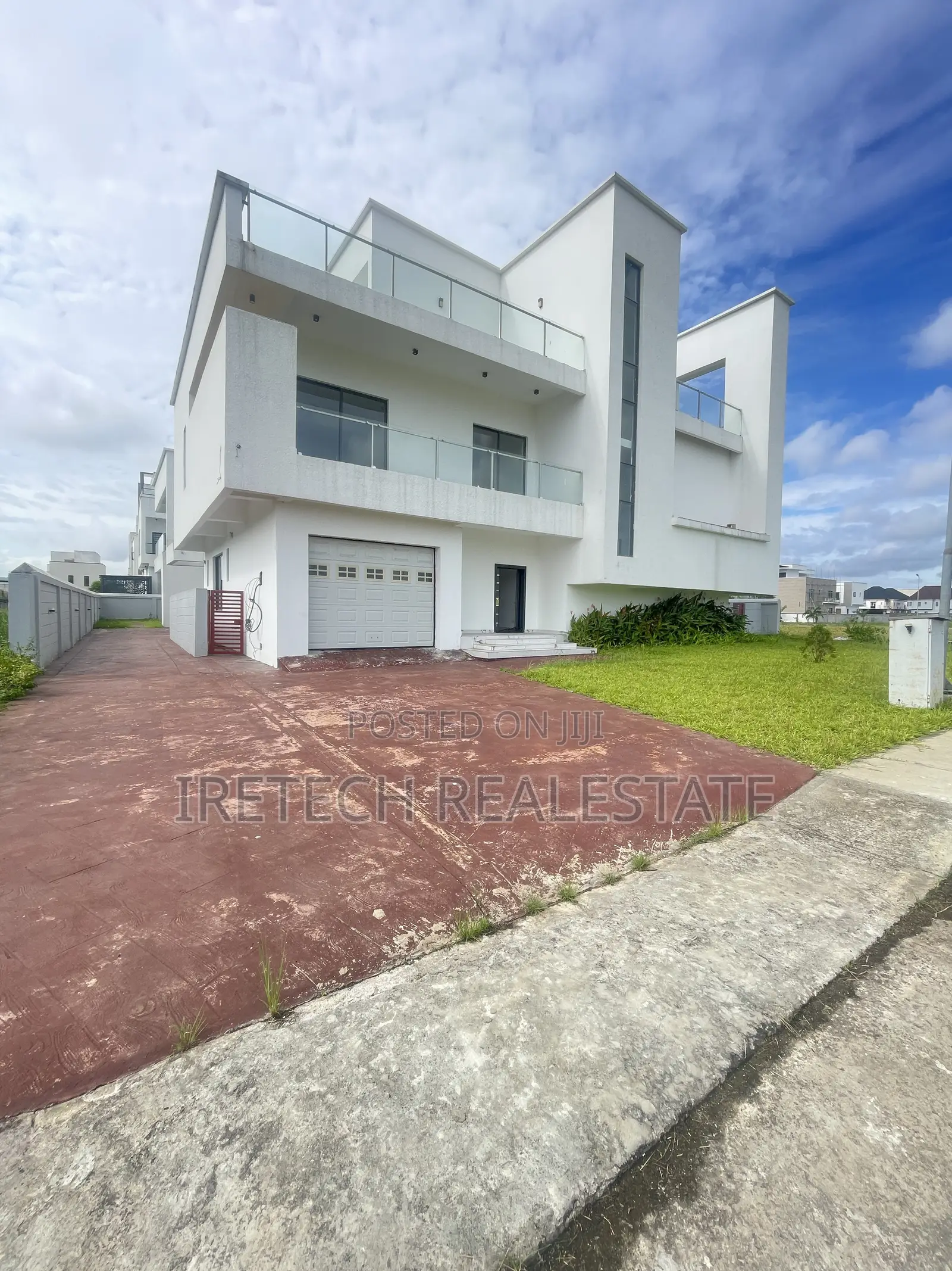 4bdrm Duplex in Vgc Environment, Ikota for sale in Ikota