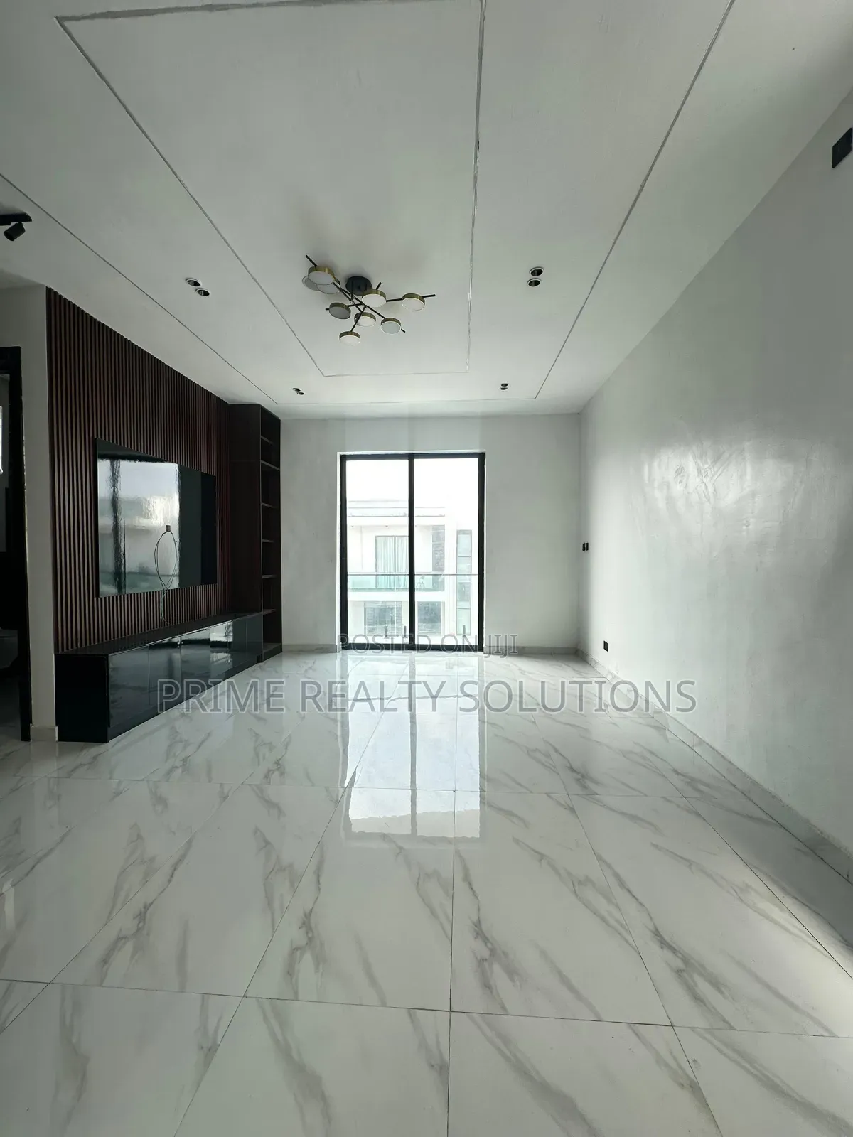 Furnished 4bdrm Duplex in Lekki Phase 1 for sale in Lekki Phase 1