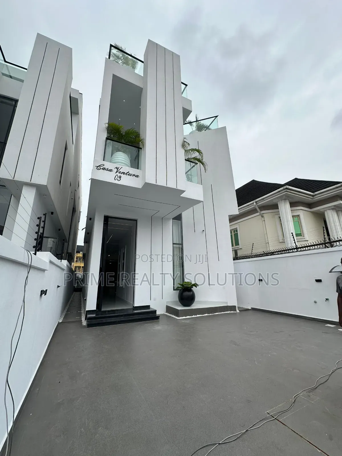 Furnished 5bdrm Duplex in Lekki Phase 1 for sale in Lekki Phase 1