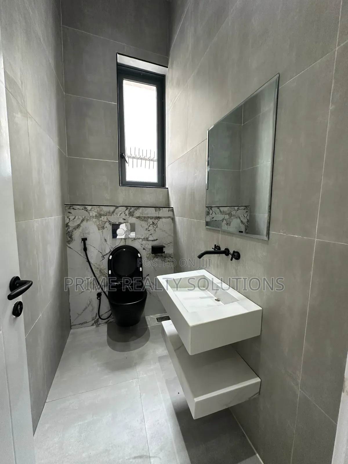 Furnished 5bdrm Duplex in Lekki Phase 1 for sale in Lekki Phase 1
