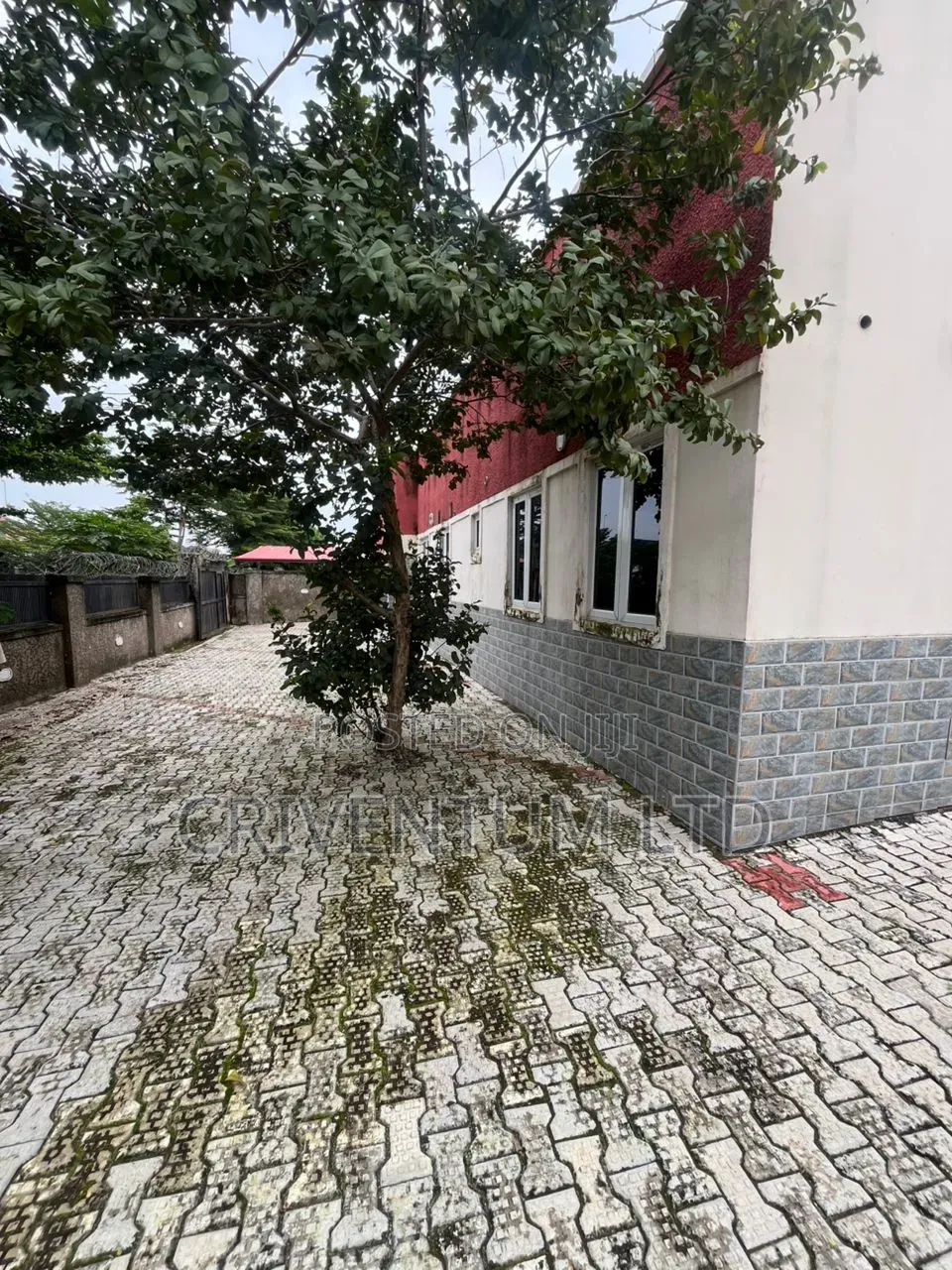 3bdrm Bungalow in Galadimawa for sale in Galadimawa