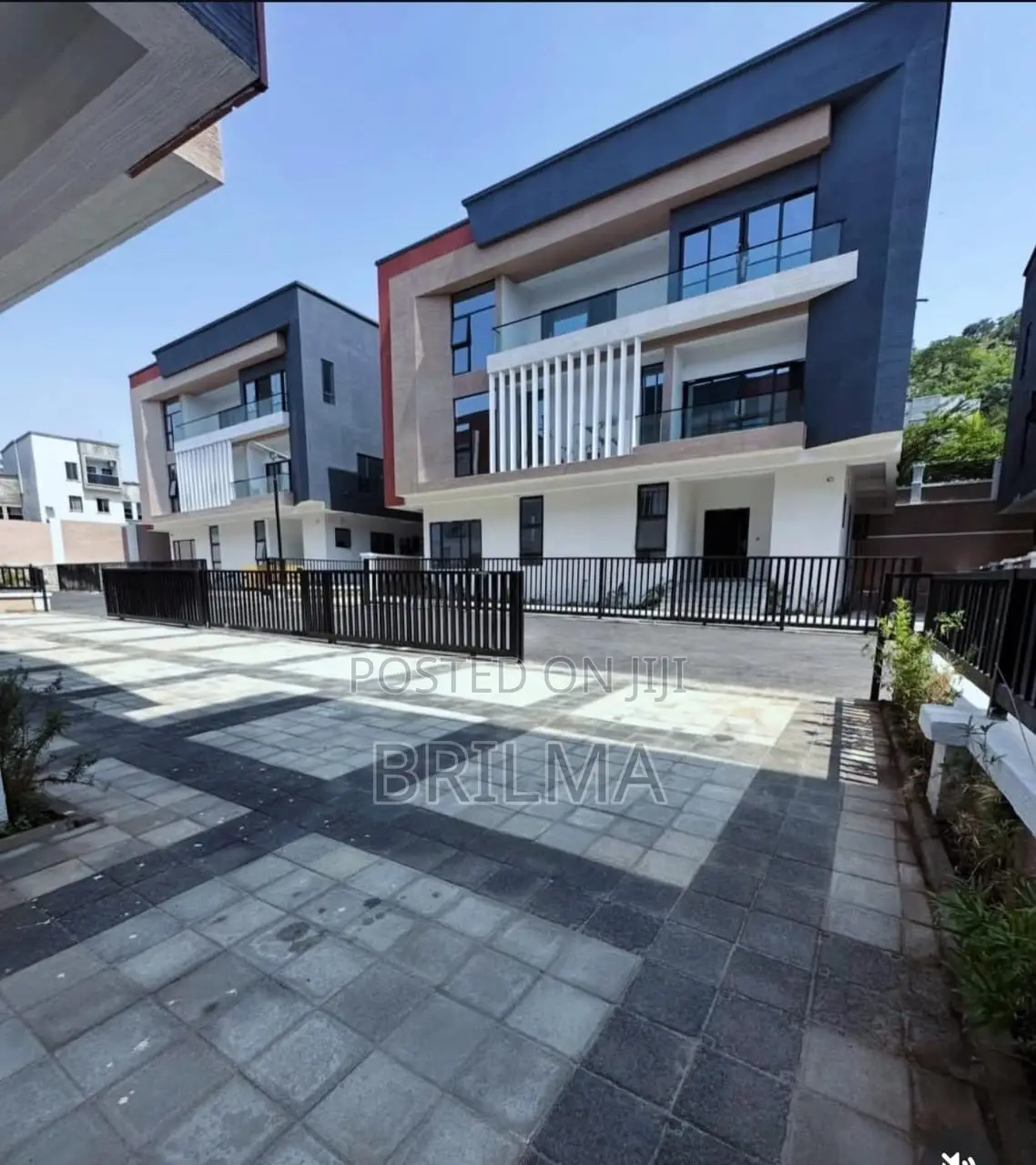 6bdrm Duplex in Katampe Extension for sale in Katampe Extension