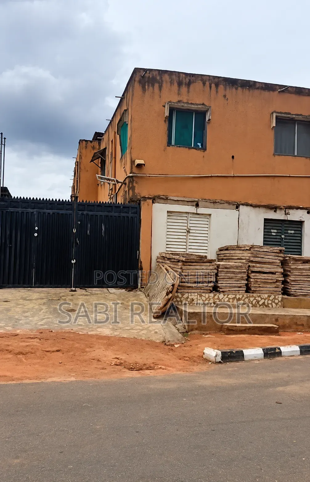 2bdrm Block of Flats in Ipaja Road for sale in Ipaja Road