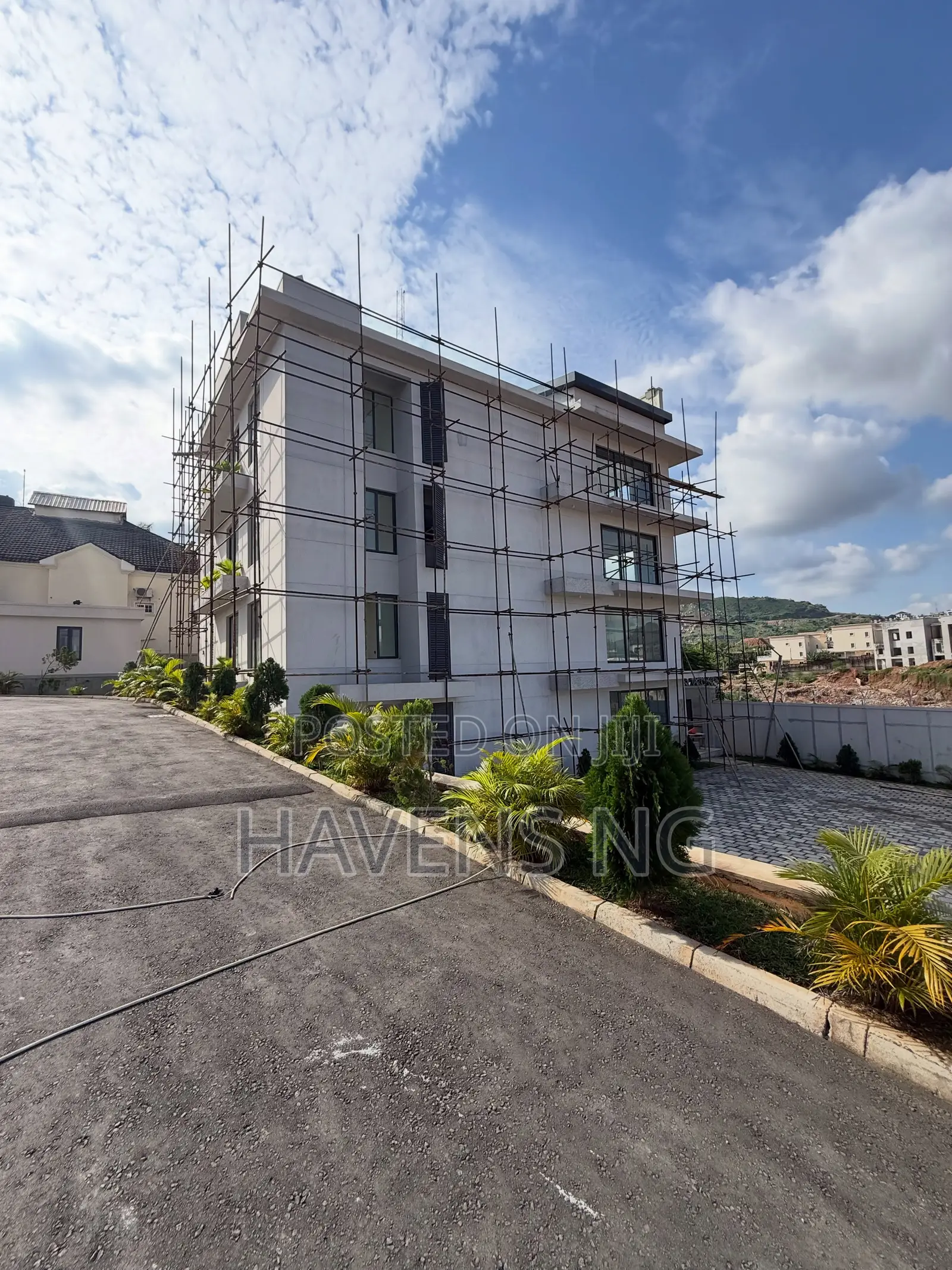 4bdrm Penthouse in Maitama for sale in Maitama
