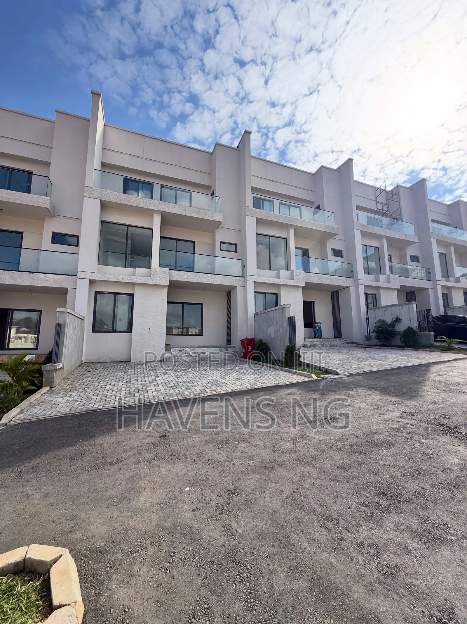 4bdrm Penthouse in Maitama for sale in Maitama