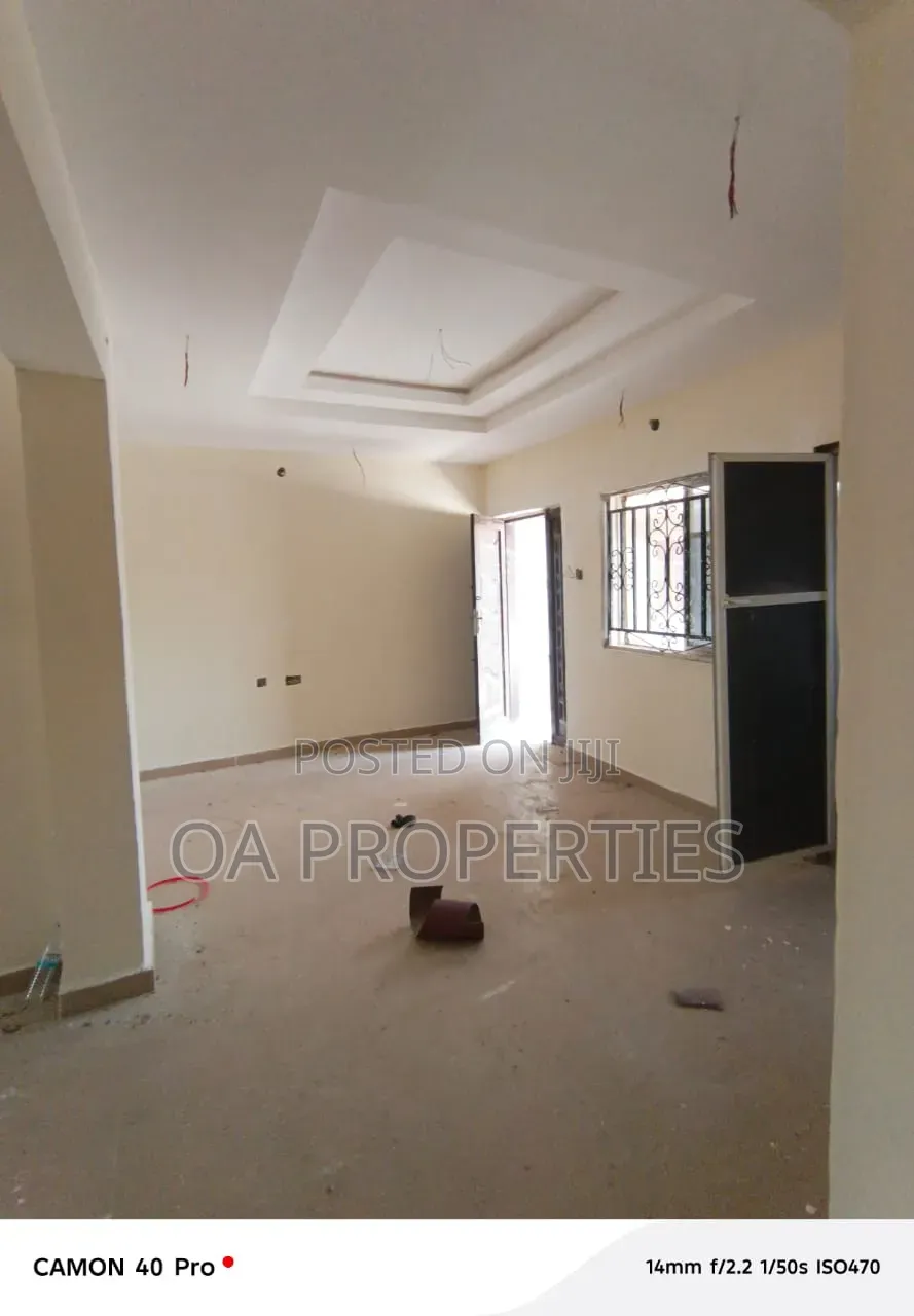 Mini Flat in Okebadan Estate for rent in Akobo