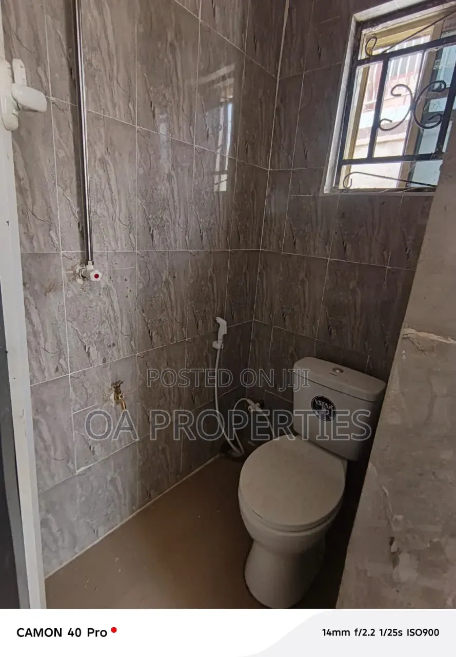 Mini Flat in Okebadan Estate for rent in Akobo