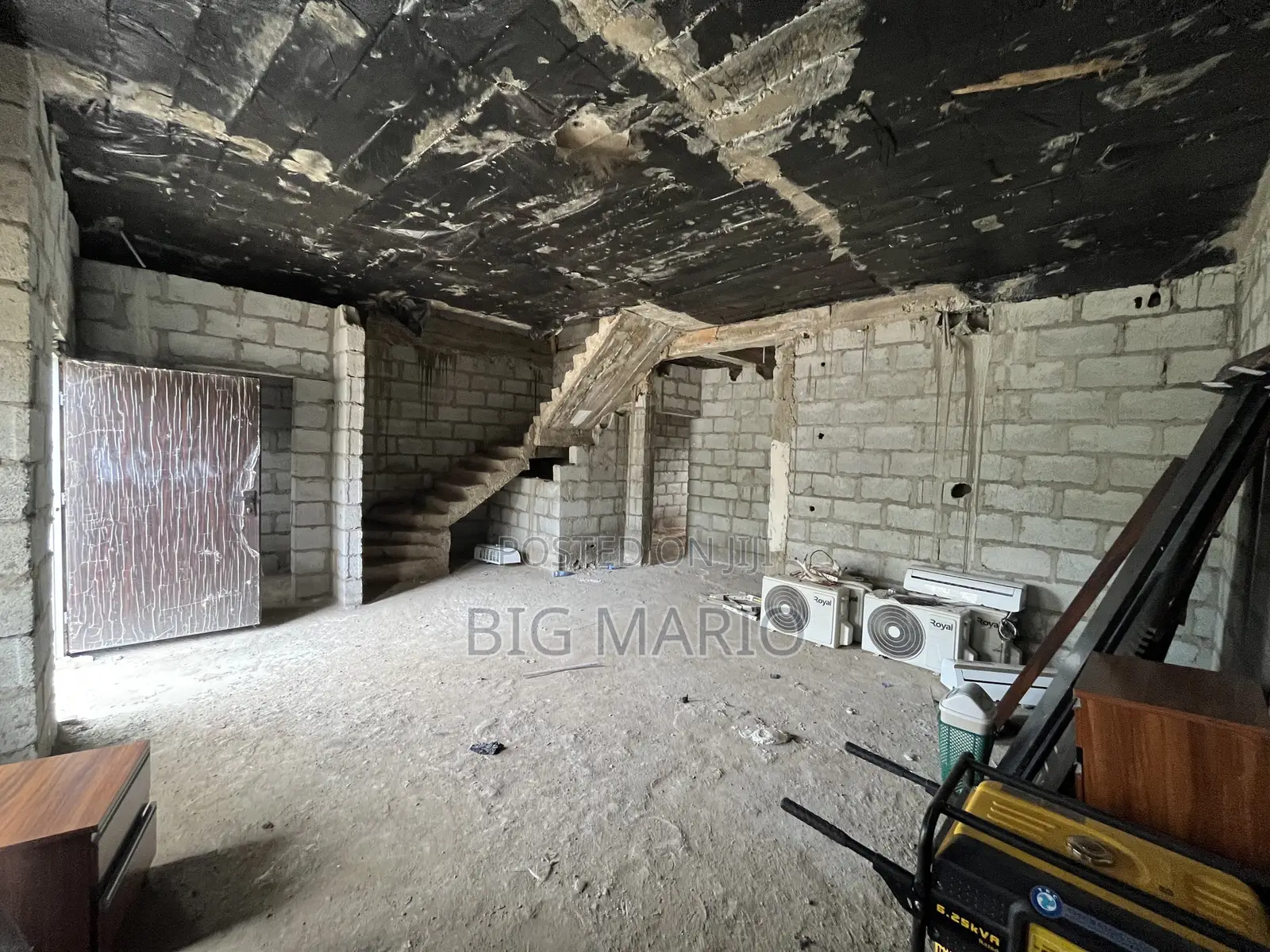 4bdrm Duplex in Brains And Hammers, Life Camp for sale in Life Camp